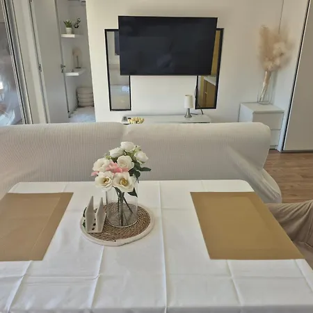Superbe Luxueux Spacieux 50 M2 Port Apartment *
