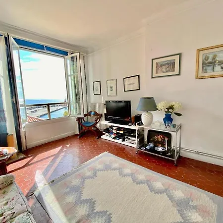 Apartment 2 A Nice