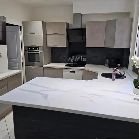 4 Pieces - Gare Riquier Apartment