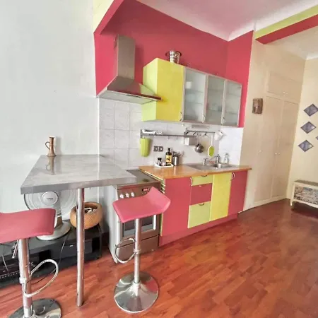 2p Proche Jean Medecin, Centre Apartment