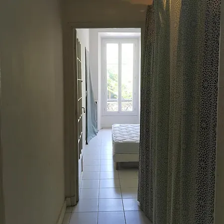 110m2 Plein Centre Apartment