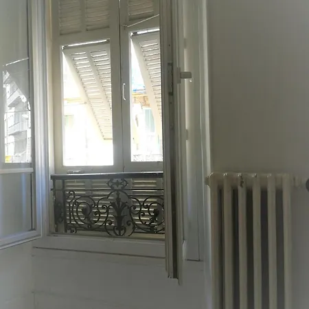 110m2 Plein Centre Nice