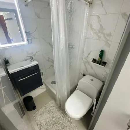 Apartment Jungleroom Connecte ! Au Coeur Du Vieux Nice