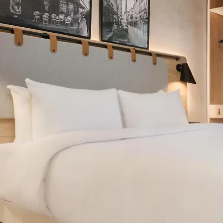 Hotel Campanile Aeroport