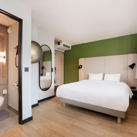 Campanile Aeroport Hotel