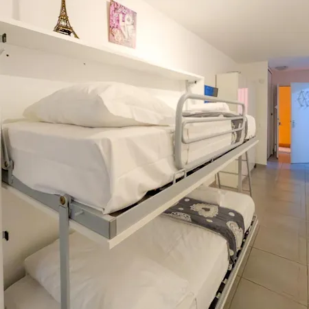 Chateau 4 Pers Vecchia Ac Wifi Apartment