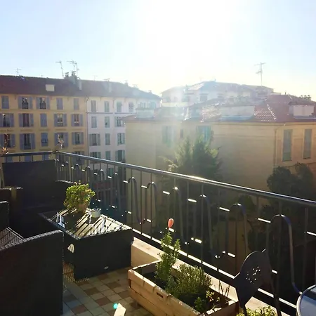 Cosy 70m Terrasses- Clim - Centre Liberation Apartment *