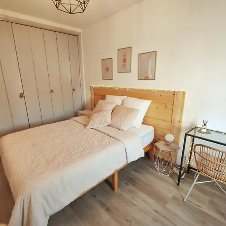 A 3 Min De La Promenade Des A Pieds 200m Homestay *