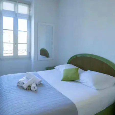 Place Grimaldi, Close To And Restaurants, With Balcony Apartment *