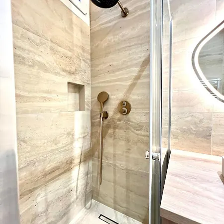 Au Port De Sublime 2 Pieces Renove A Neuf Climatise Apartment *