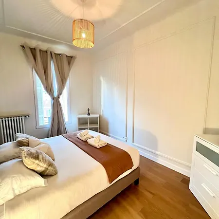 Apartment Au Port De Sublime 2 Pieces Renove A Neuf Climatise Nice