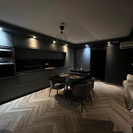 Nissa La Bella Apartment