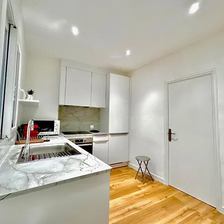 Riviera: Old Town Grand Near Promenade Apartment *