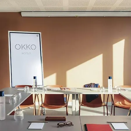 酒店 Okko Aeroport 4*