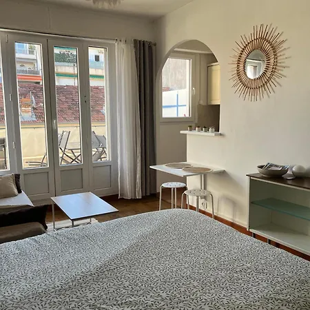 Apartment With Large Terrace Sea View 4th Floor *