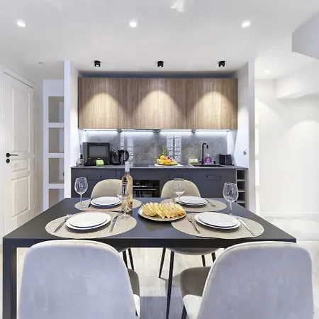 Hyper Centre-duplex De Charme- Luxe-clim Reversible- 10mn Place Massena Apartment Nice