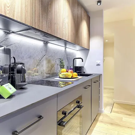 Hyper Centre-duplex De Charme- Luxe-clim Reversible- 10mn Place Massena Nice
