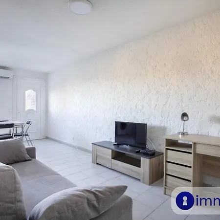 Apartment T3 Air-conditioned On One Level On The Heights Of