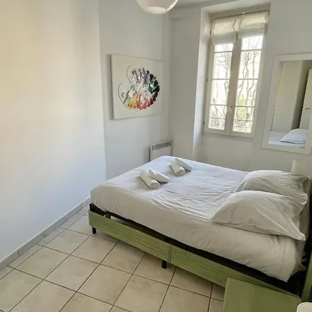 Place Grimaldi, Close To And Restaurants, With Balcony Apartment *