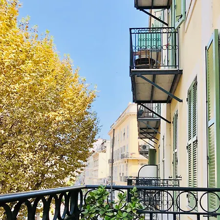 Place Grimaldi, Close To And Restaurants, With Balcony Nice