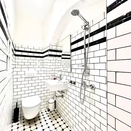 Apartment Riviera - Maison Du Chateau - Old Town - Promenade Des Nice