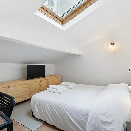 Loft Spacieux Pour 10 Personnes Avec Terrasse Holiday home Nice