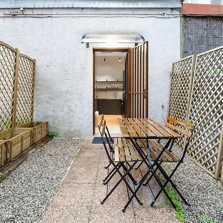 Holiday home Loft Spacieux Pour 10 Personnes Avec Terrasse Nice