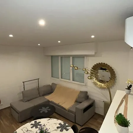 Apartman Promenade Des Aeroport