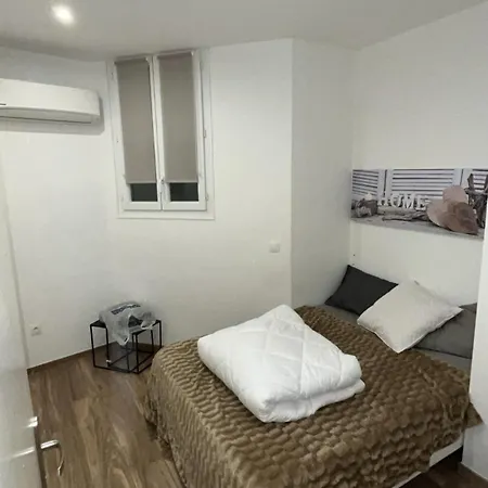 Apartman Promenade Des Aeroport *