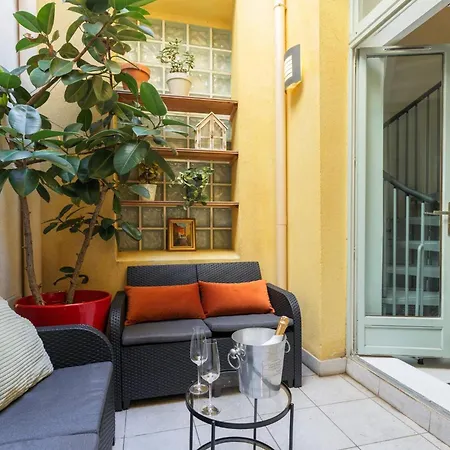 Jolie Duplex Avec Patio * Nice