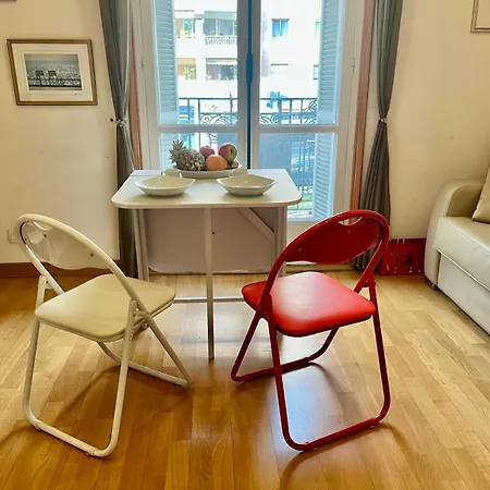 Palais Monty Yourhosthelper Apartment *