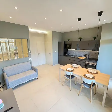 La Palmeraie Pool Ac Apartment Nice