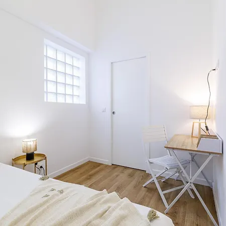 1 Bdr Duplex Downtown - Ac Nice