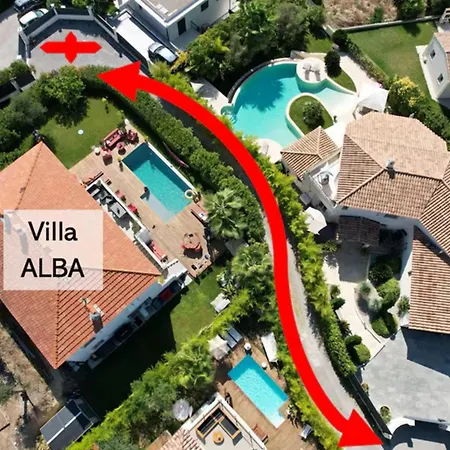 Private With Garden Pool And Sea View Holiday home