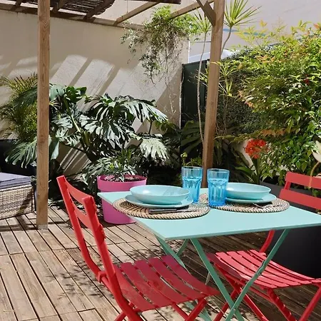 Apartment With Big Terrace Full Center With Air Conditioning