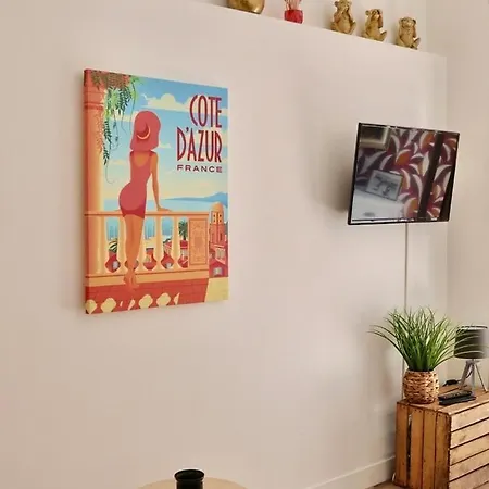With Big Terrace Full Center With Air Conditioning Apartment Nice