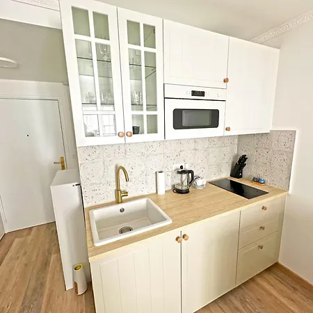 Stunning Rue France Promenade Des Apartment
