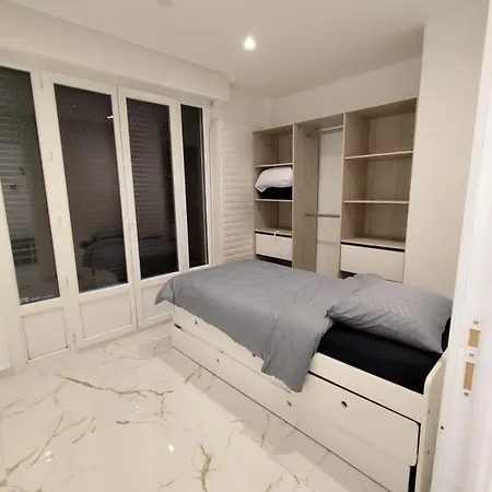 Cozy Downtown 2 Bedroom 1 Min 1 Min Tramway 10min Airport Air Conditionner * Nice