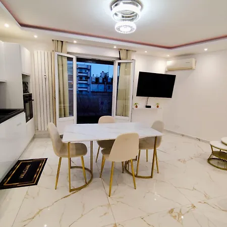 Apartment Cozy Downtown 2 Bedroom 1 Min 1 Min Tramway 10min Airport Air Conditionner