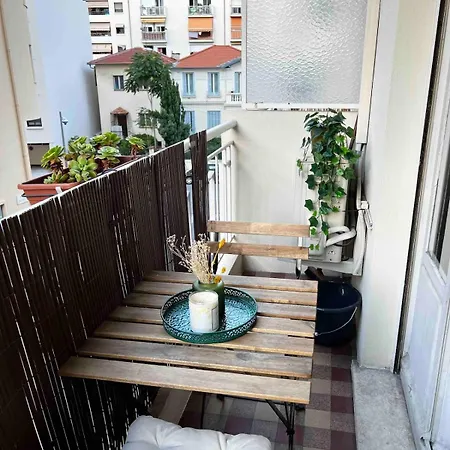 Modern Apartment With Balcony And Ac Walk To Tramway Near Center Apartment *