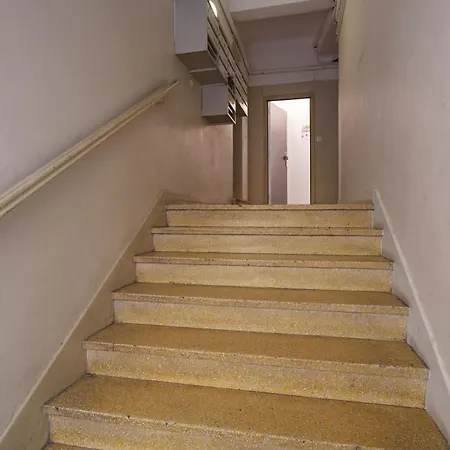 Apartment Renting - Honore - Elegant Near Promenade Des