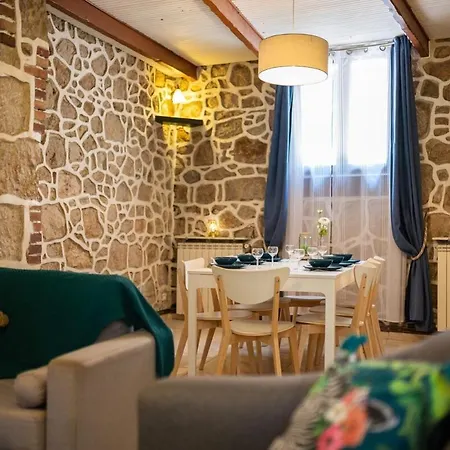 Maison De Familiale, 5 Chambres, Terrasse, A 20 Minutes Du Centre ניס