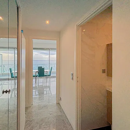 Promenade Des - Vue Mer, Ac, 2pers Apartment *