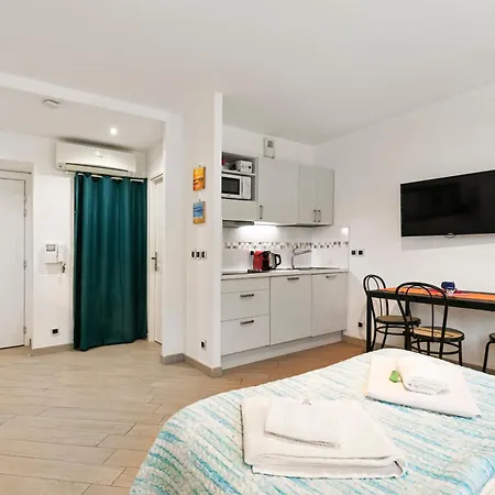 Apartment Les Oranges Five Stars Holidayhouse