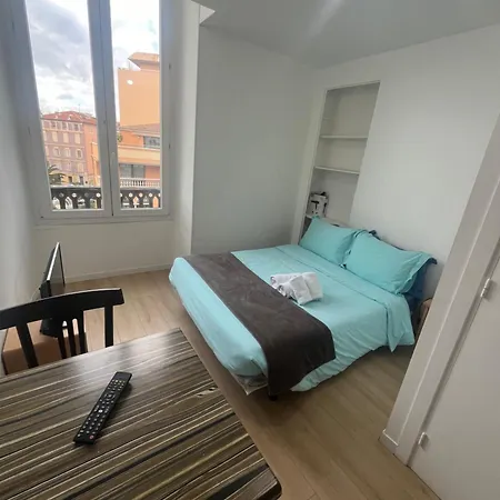 Aparthotel Adonis *