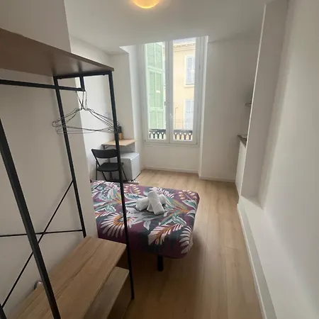 Aparthotel Adonis *
