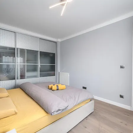 Cozy Close To Port Of Apartment *
