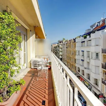 Jasmine Apartment