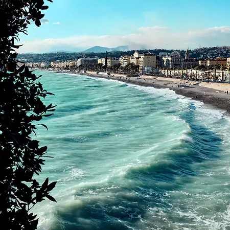 2 Avec Terrasse Vue Sur La *