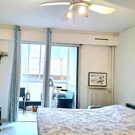 Apartment Ouest